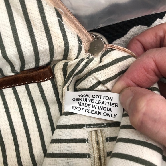 Le Papillon canvas and leather crossbody - Picture 16 of 16